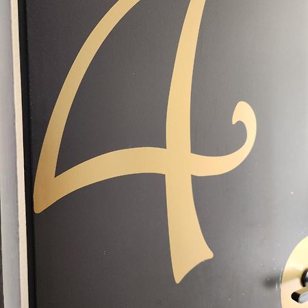 Hotel Le Petit Montmartre Dinard Exterior foto